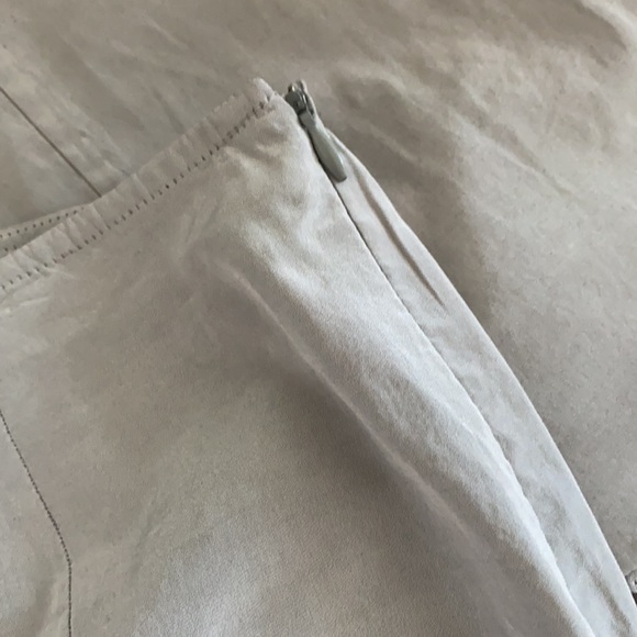 Chic ! MaxAzria! Elegant! Classy! Fancy! - Picture 13 of 15